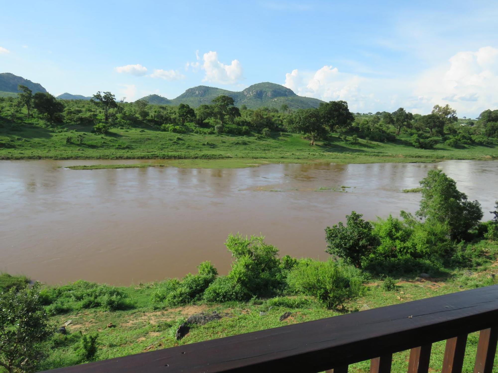 Riverview Inn Malalane Bagian luar foto